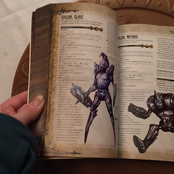 Pathfinder roleplaying game book #1 - Picture 6 of 17